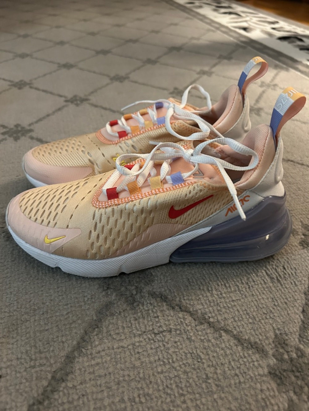Nike Women's Air Max 270 Coral Track/Red Colorway